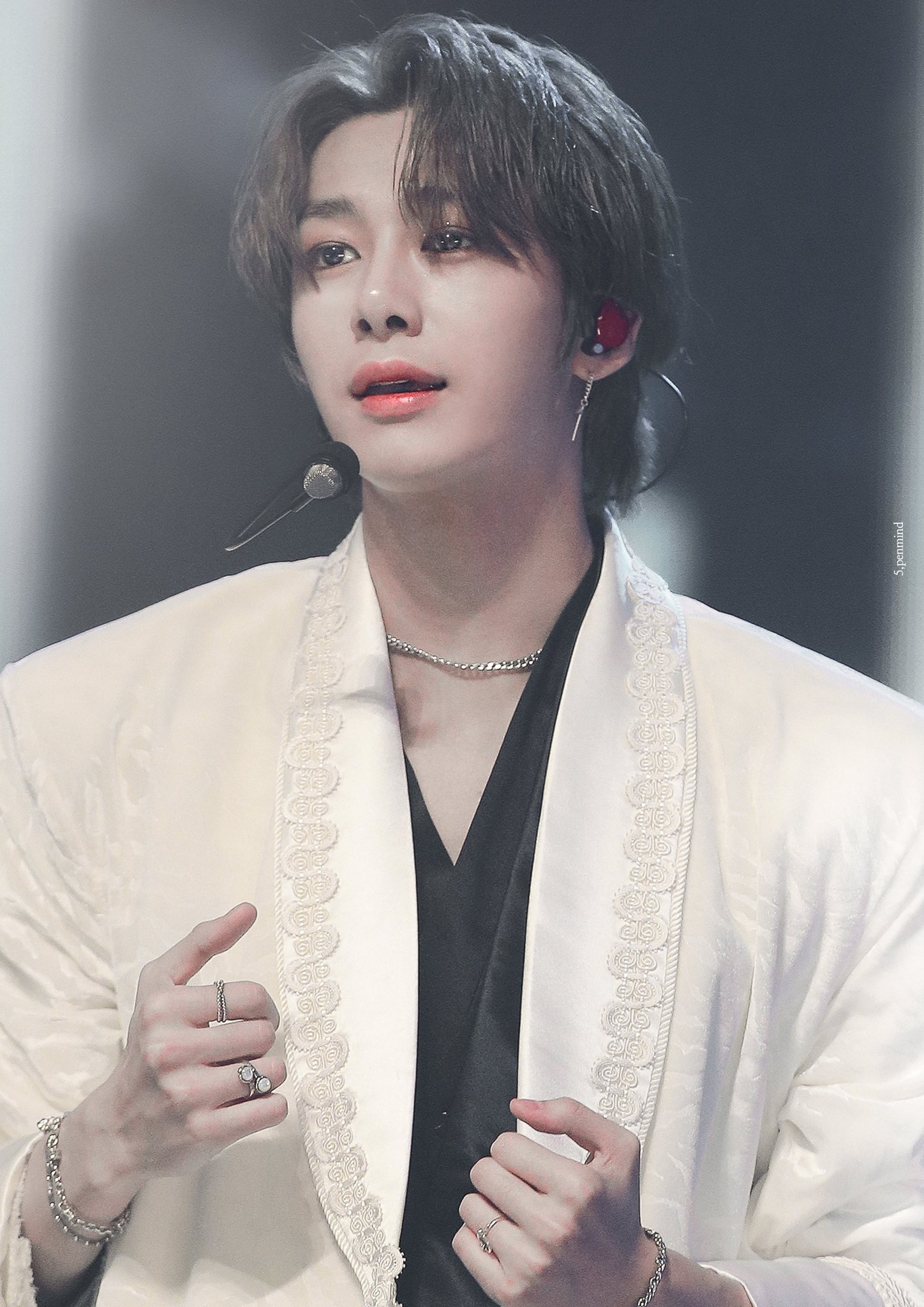 최애 랜덤 나오면 과제 하러 감 | 인스티즈