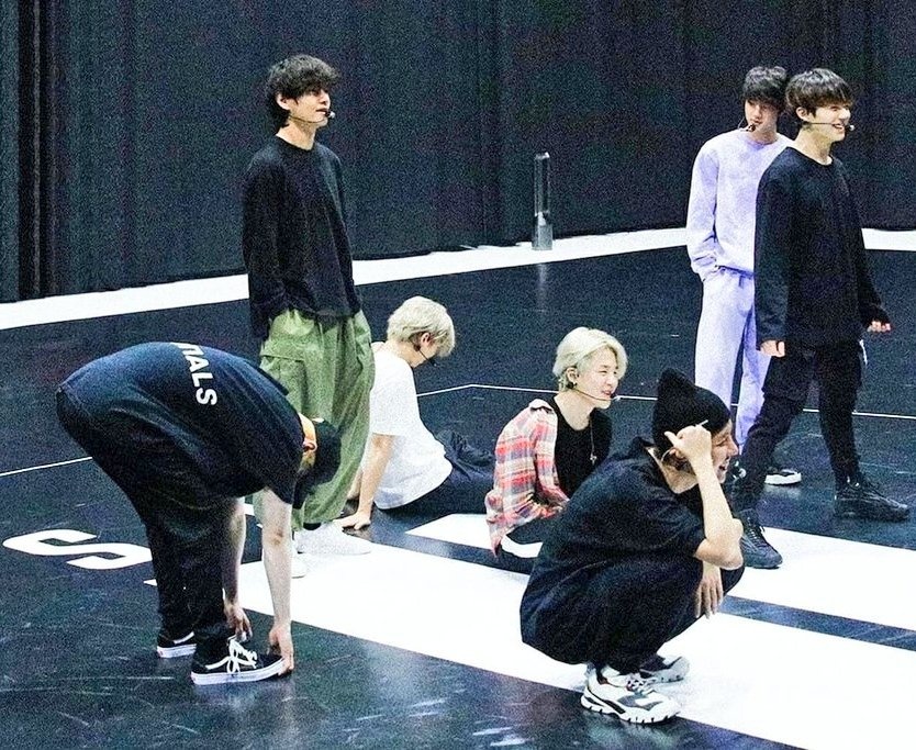 방탄나오면 불닭먹고 | 인스티즈