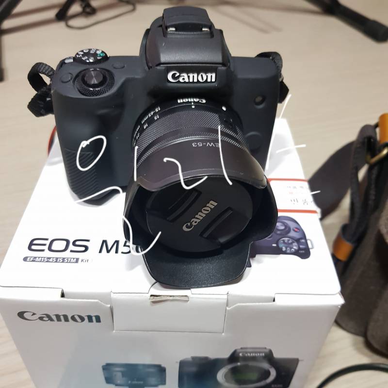 캐논 eos m50 카메라 / 컷수 4천컷 /구매 1년안된 거의 새상품 팔아요 | 인스티즈