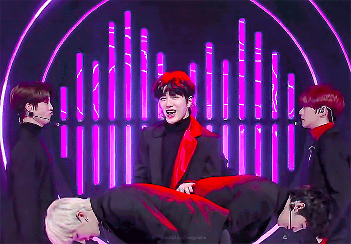 골차 ㄹㅊ 1이 우는데 2는 놀리고 3은 달래고 4는 치킨 시켜줌 | 인스티즈