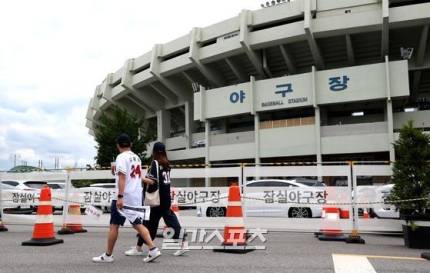 와....기사 사진 보는데 | 인스티즈