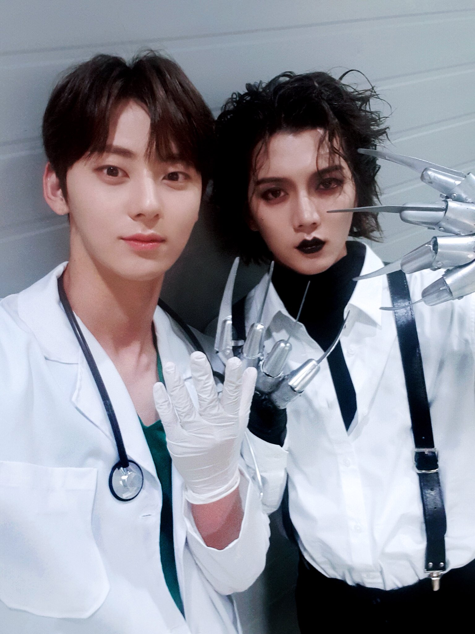 [잡담] 아니 인기글 보는데 ㅋㅋㅋㅋㅋㅋ 황민현 최민기 뭐야 | 인스티즈