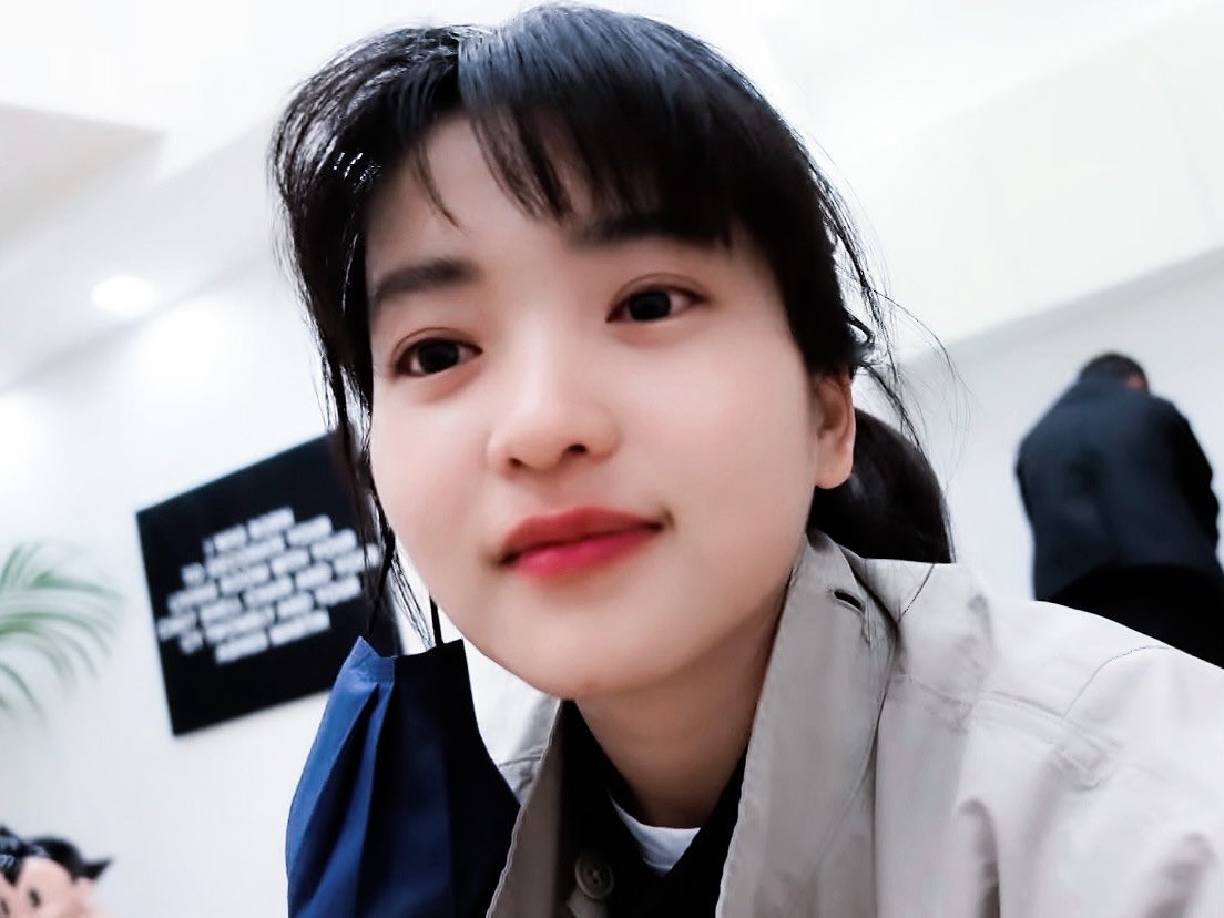 [잡담] 김태리는 쌍커풀 두꺼운 편인거지?!?! - 인스티즈(Instiz) 카테고리