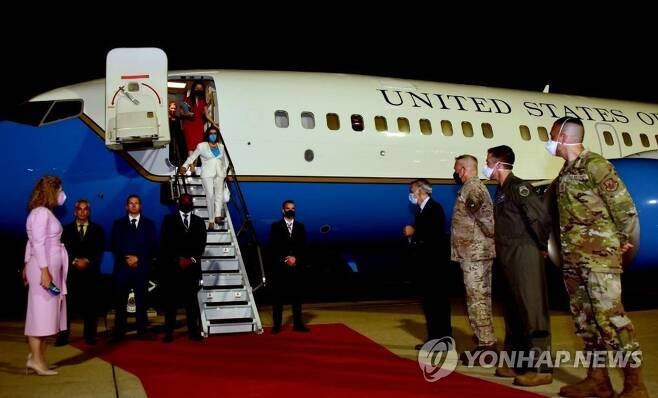 대통령실, 펠로시 의전 논란에 "美측, 영접 사양..양측이 조율" | 인스티즈