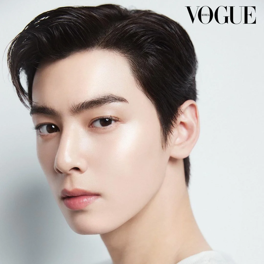 [Chat] Let's make sure everyone sees Cha Eunwoo's Vogue pictorial | Instiz