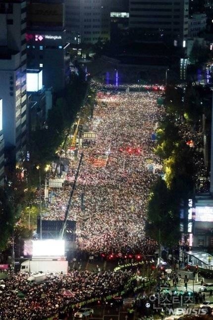 대통령실 "어제 대통령 퇴진집회 참석자들 일반 국민 아니야" | 인스티즈