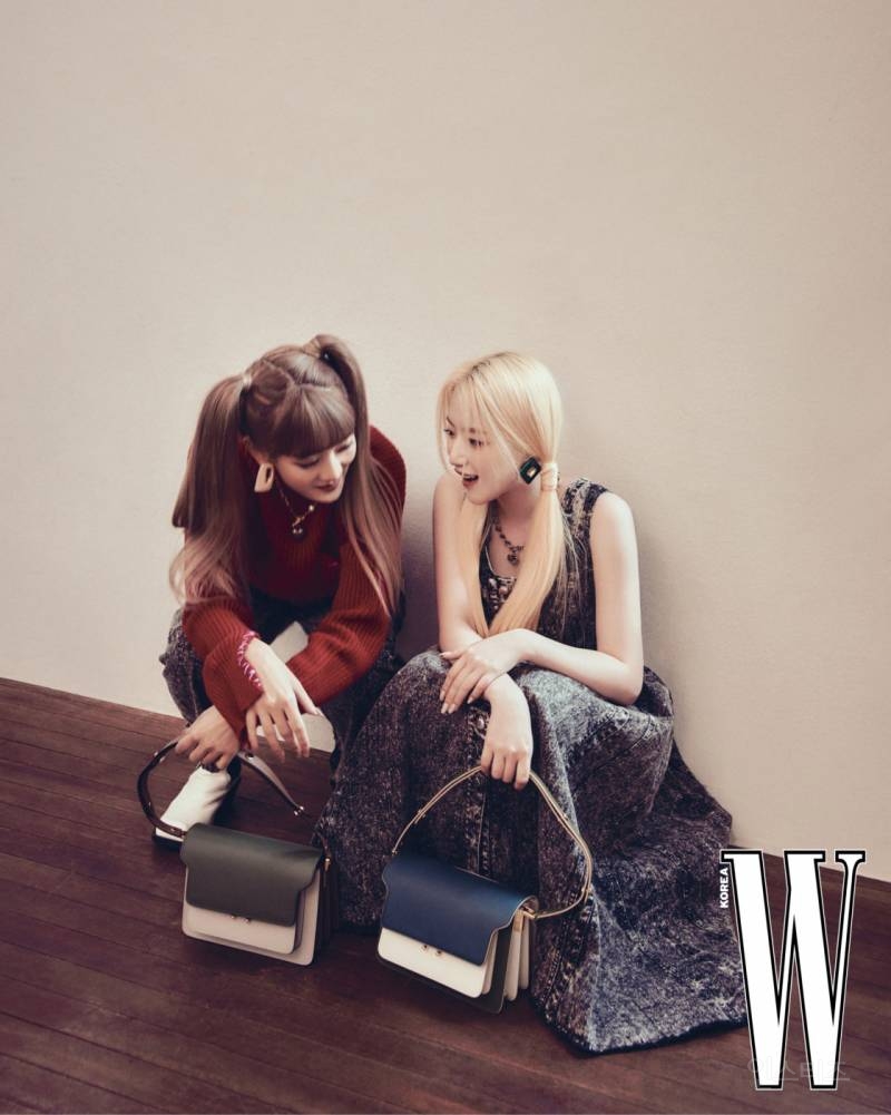 W Korea (여자)아이들 민니&슈화 마르니 화보 | 인스티즈