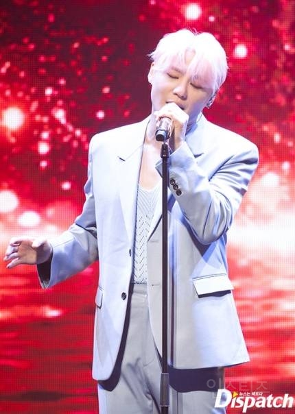 "인생의 반을 함께했다"...김준수, 데뷔 20주년 팬미팅 | 인스티즈