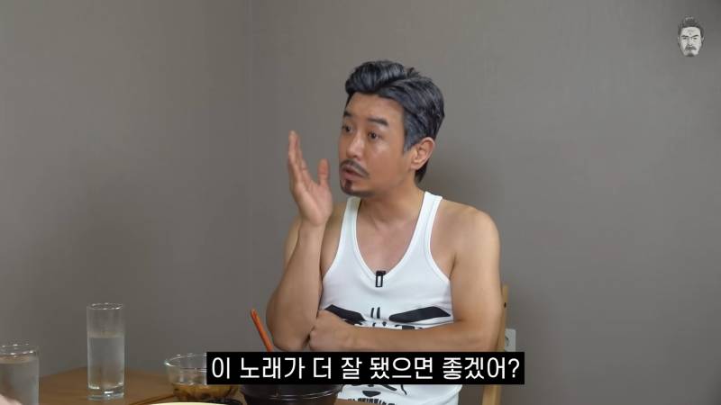 꼰대희가 말하는 적당히 사랑받을 수 있는 노래?? | 인스티즈