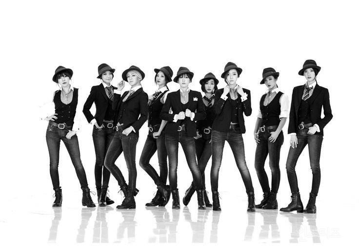 소녀시대 The 4th Mini Album 'Mr.Mr.' 10주년 | 인스티즈