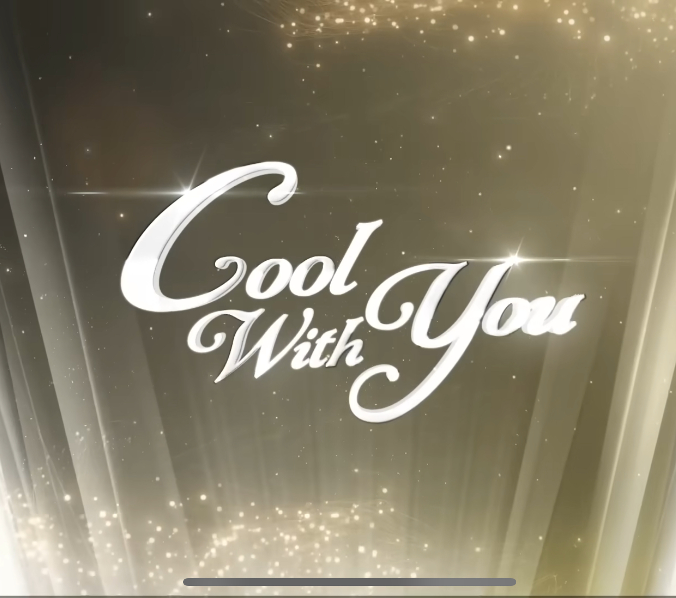 [잡담] 와 대박 방금 cool with you 무대 보는데 | 인스티즈