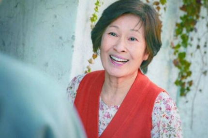 [정보/소식] 김혜자, '눈이 부시게' 사단과 '천국보다..'로 5년만 재회 | 인스티즈