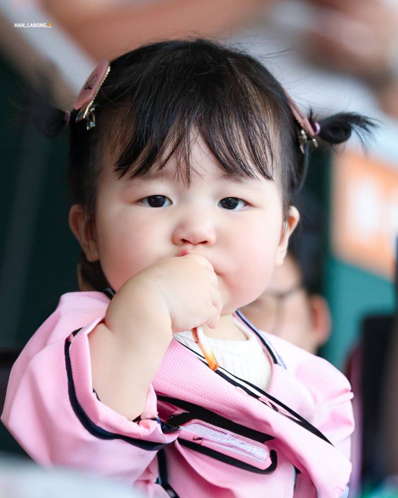 [잡담] 이글스티비에 핑니폼 윤이 하랑이 아린이의 축복 | 인스티즈