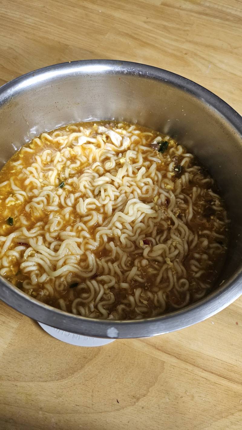 [잡담] 밤에 라면이 왤케맛있냐 | 인스티즈