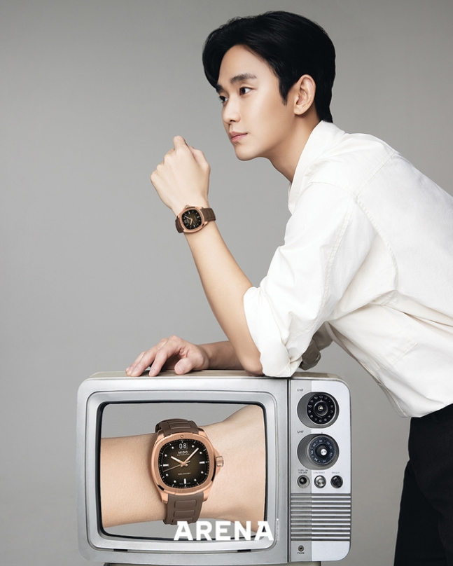 [정보/소식] 김수현, 亞 들썩이게 한 마성의 매력[스타화보] | 인스티즈