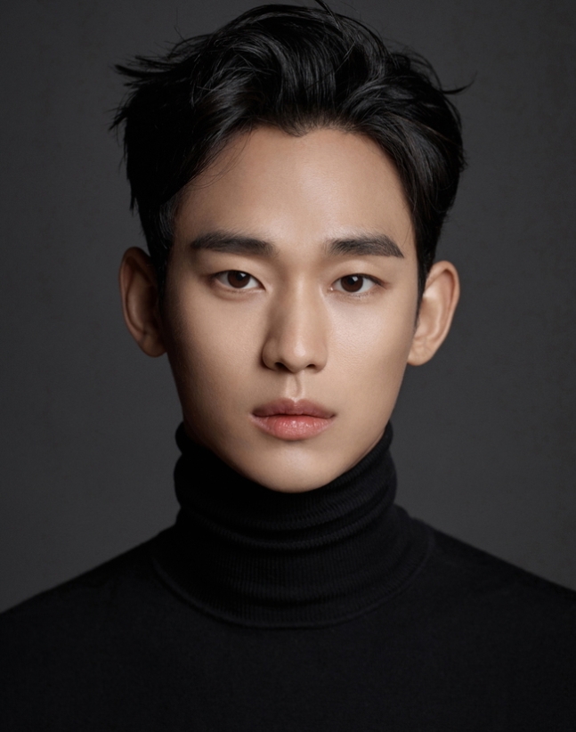 [정보/소식] 김수현, 해외 금융광고까지 접수 '진정한 한류 톱' | 인스티즈