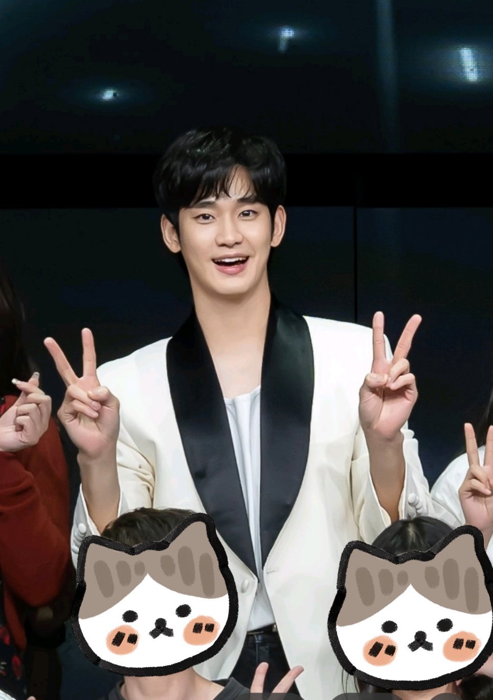 [잡담] 김수현 팬미중에 | 인스티즈