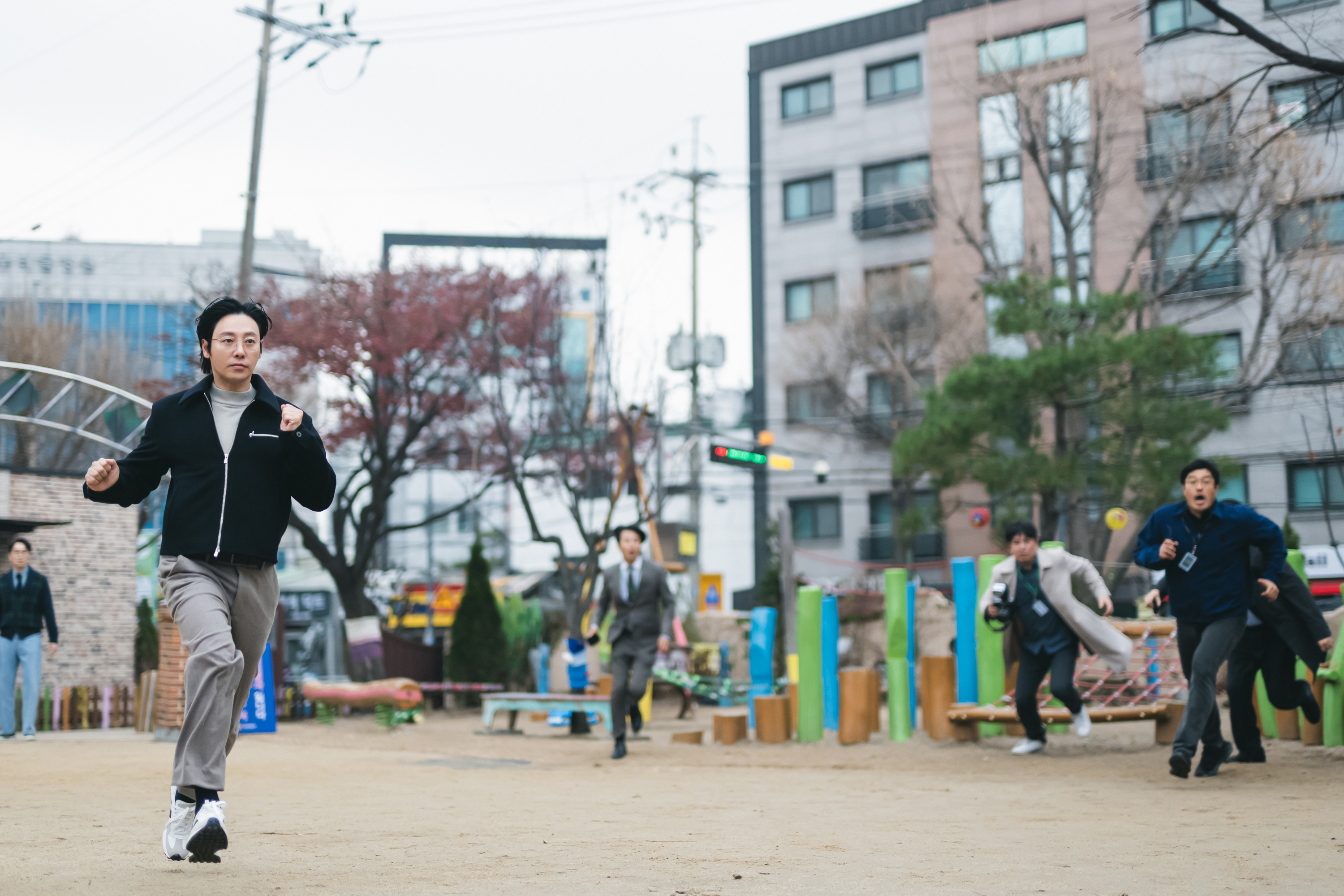 [정보/소식] '강매강' 김동욱, '맑눈광' 초엘리트 신임반장 됐다 "역대급 코믹" | 인스티즈