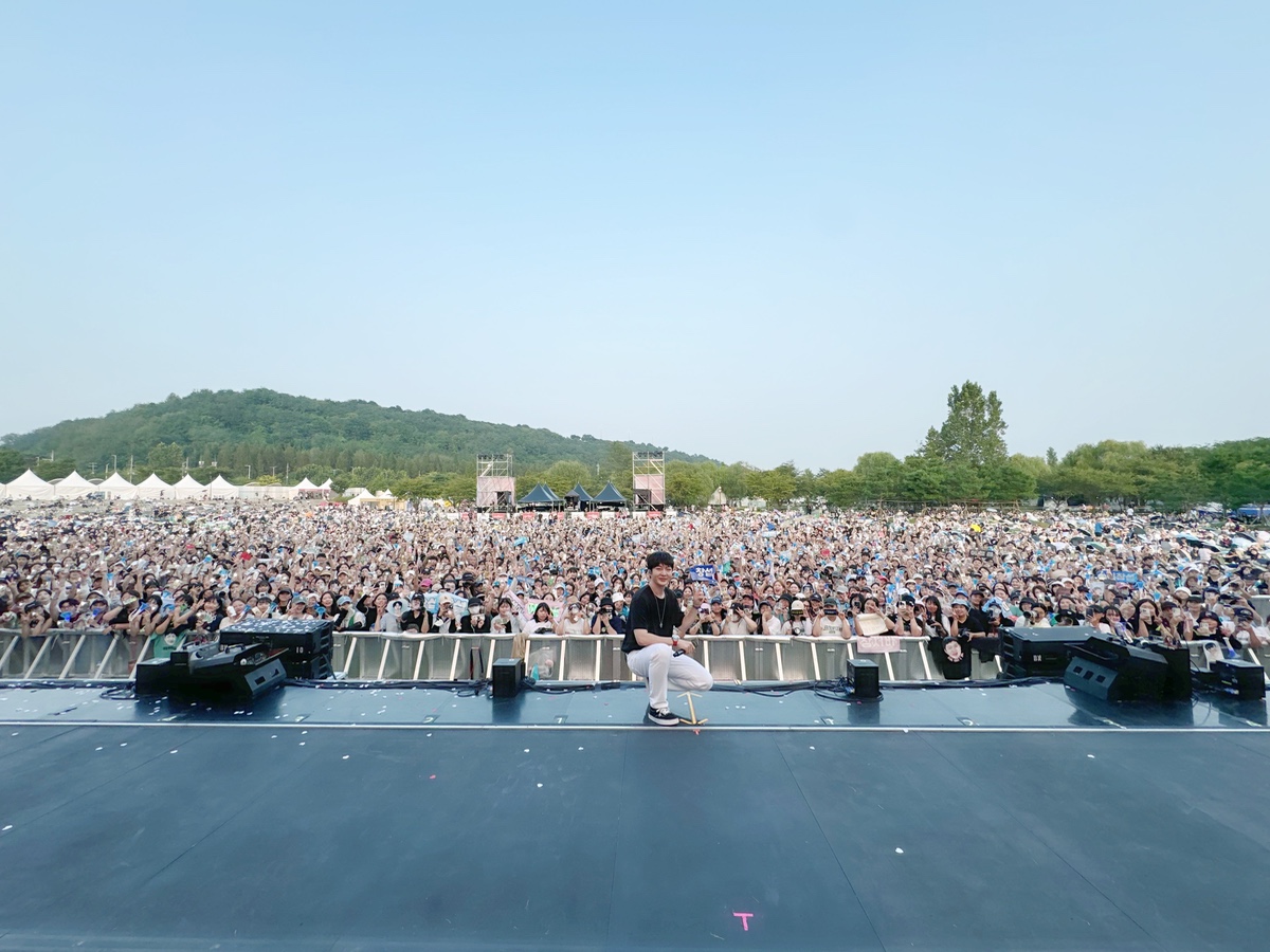 지난 주말 썸데이 페스티벌 무대한 비투비 이창섭 비주얼.jpg | 인스티즈