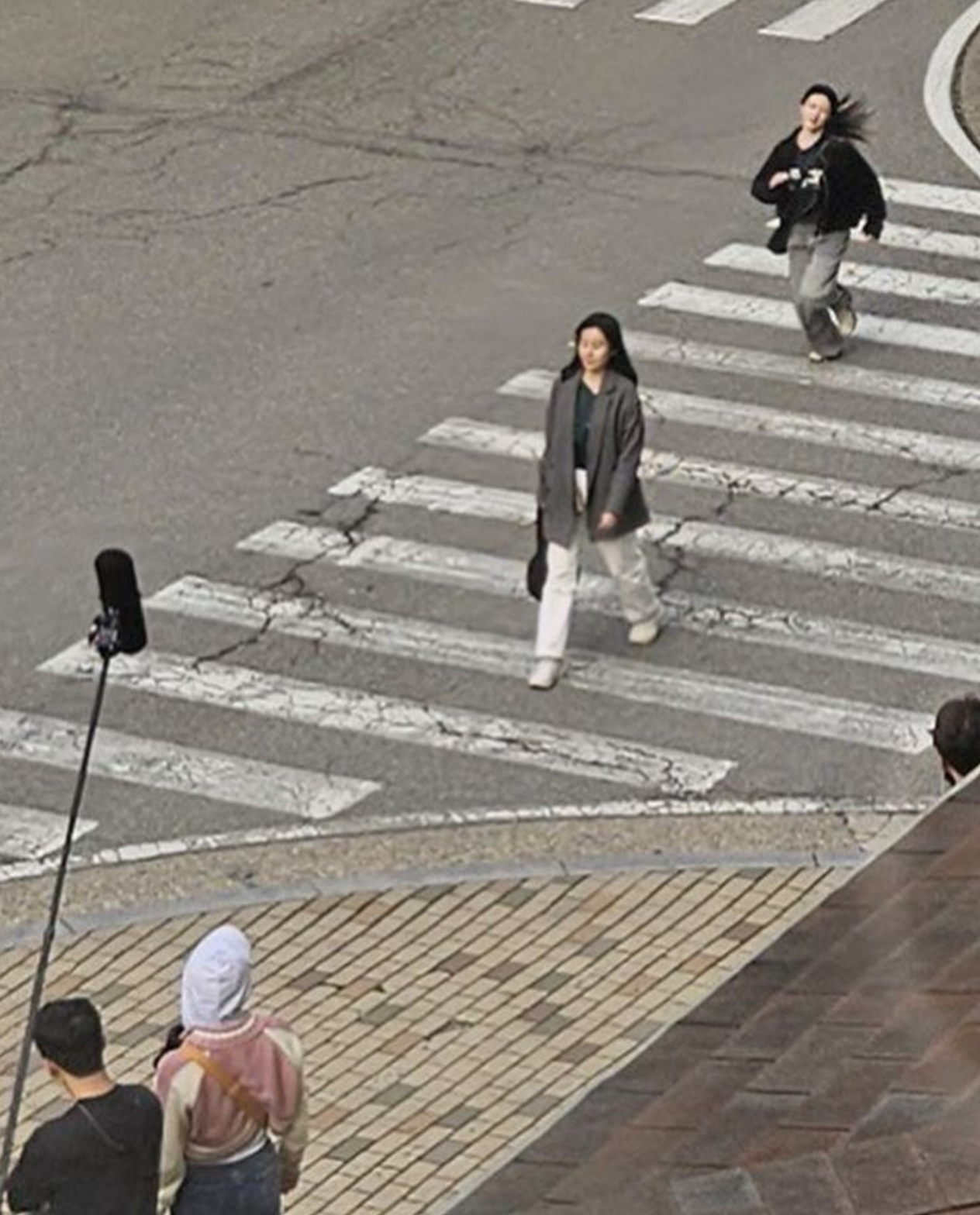 [잡담] 그러니까 나는 전공의 고윤정을 못볼지도 모른다는 사실이 | 인스티즈