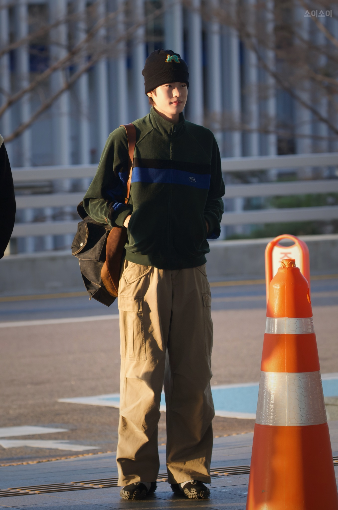 [잡담] 오늘 소희 출국 코디 좋음 | 인스티즈