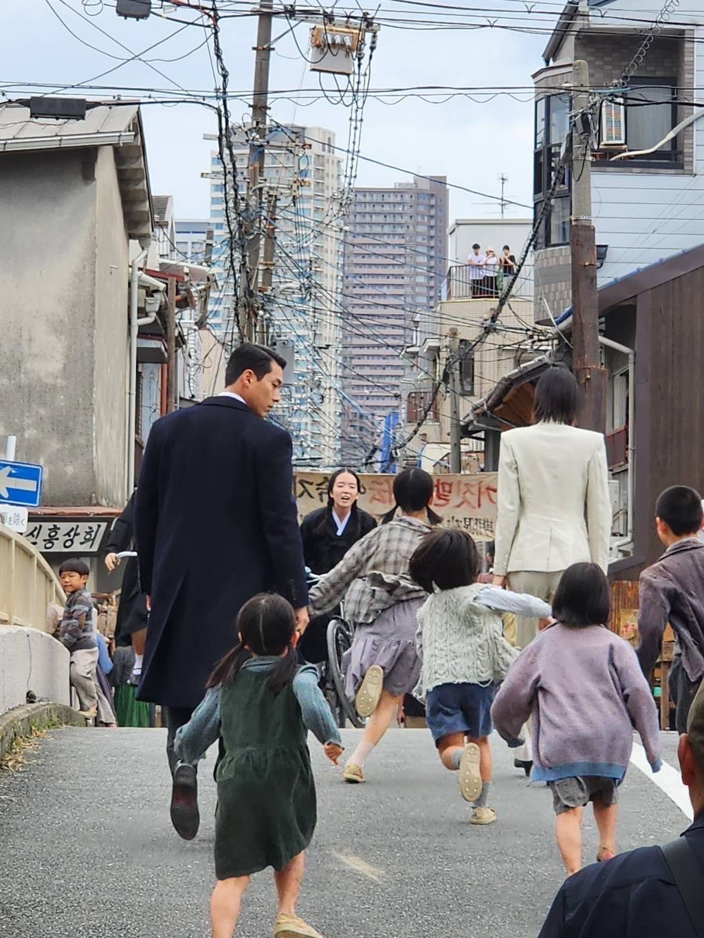 [잡담] 메이드인코리아 현빈 목격짤 | 인스티즈