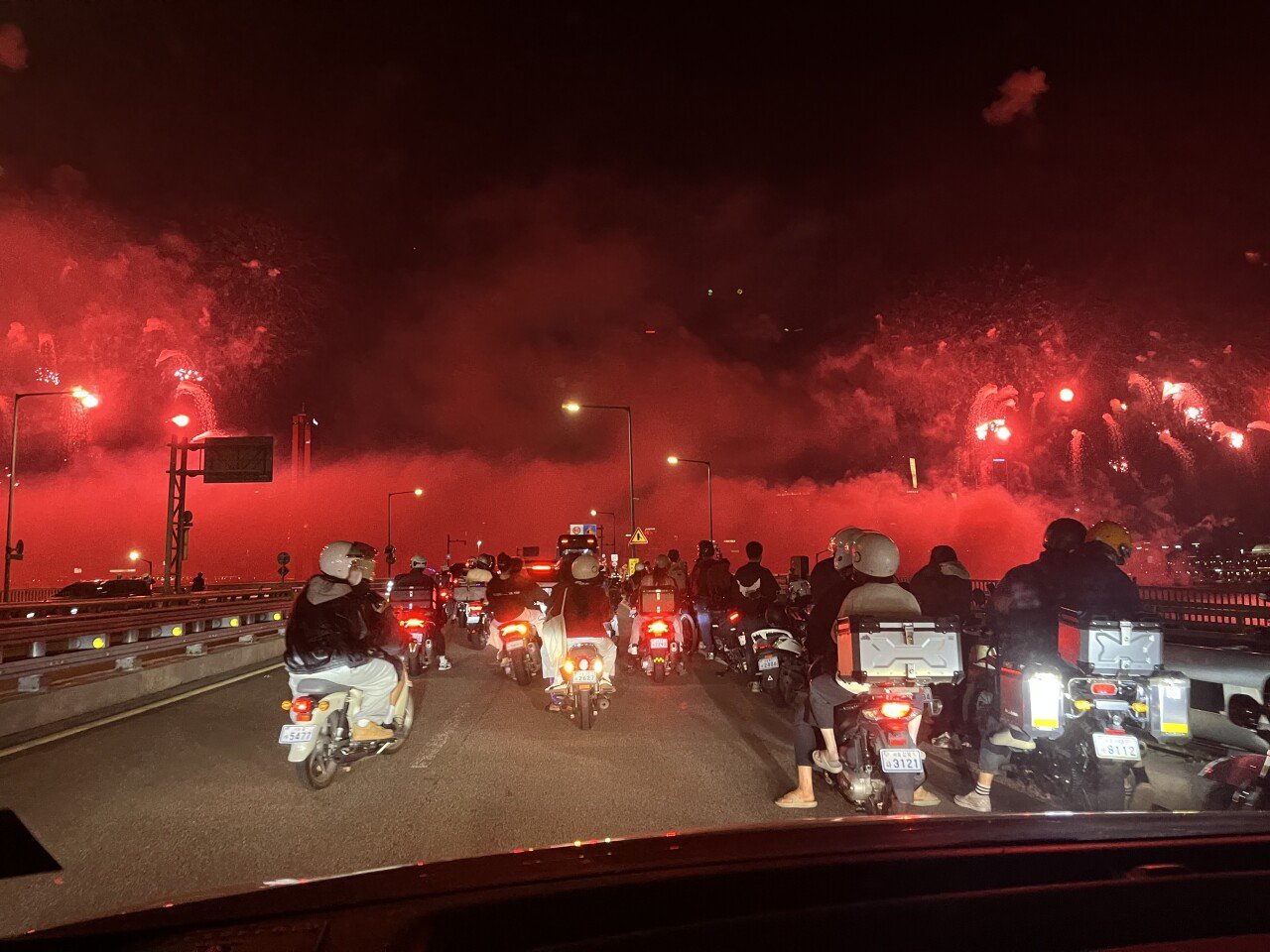 [정보/소식] 오늘자 레전드 쓴 여의도 불꽃축제 | 인스티즈