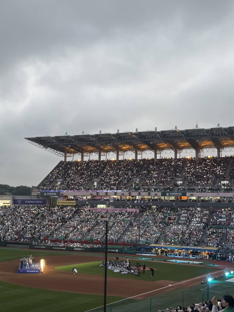 [잡담] 난 담에 문학 노을진 거 꼬옥 보고 싶어요.. | 인스티즈