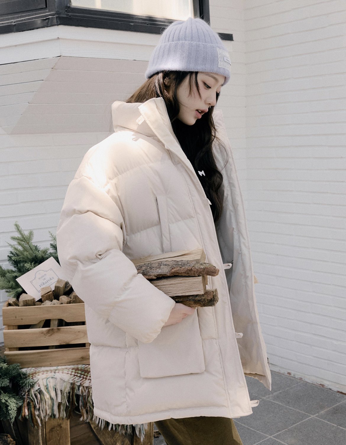 [정보/소식] 오늘 뜬 장원영 로라로라 24 Winter Collection | 인스티즈