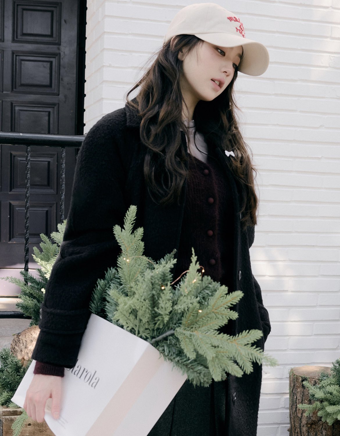 [정보/소식] 오늘 뜬 장원영 로라로라 24 Winter Collection | 인스티즈