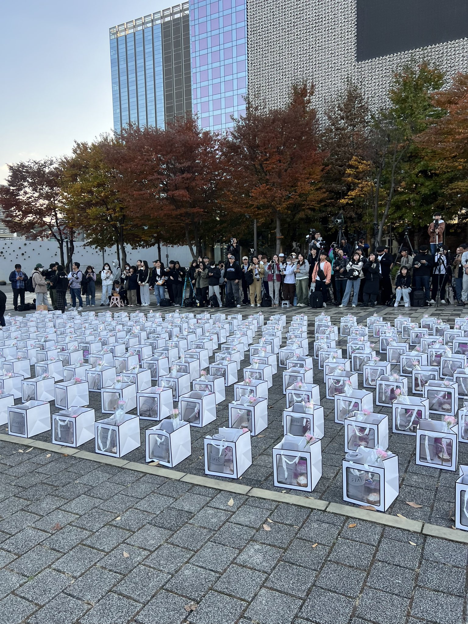 오늘자 걸그룹 스테이씨 역조공............jpg | 인스티즈