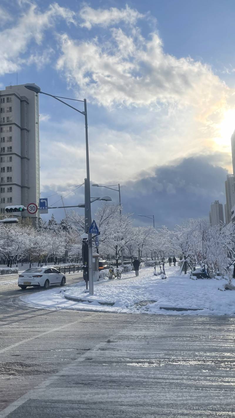 [잡담] 눈 오는 송도 너무 이뻐☃️❄️ | 인스티즈