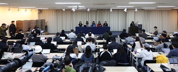 [정보/소식] 뉴진스의 계약 해지 선언, 법조계 시선도 갈렸다 | 인스티즈