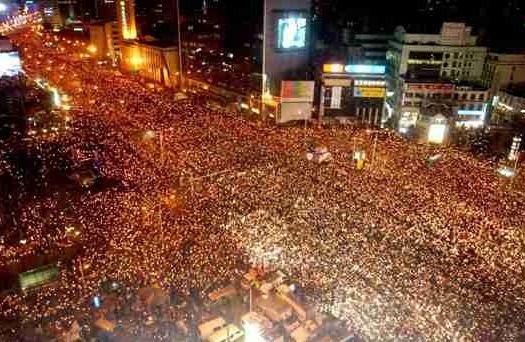 [잡담] 와 노무현 전 대통령 탄핵 반대 집회 사진봐 | 인스티즈