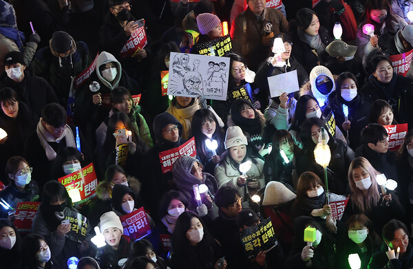 [정보/소식] "응원봉 있으면!” 새 SNS 개설한 뉴진스의 첫 행보는 좋아요 백만개 눌러주고 싶다 | 인스티즈