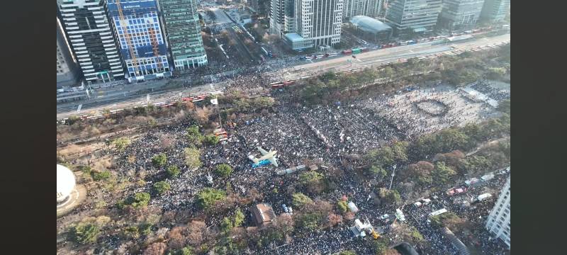 [잡담] 어제 여의도 인파 드론샷ㄷㄷㄷㄷ.jpg | 인스티즈