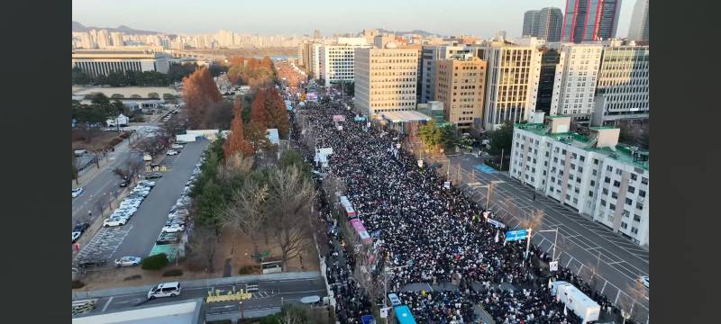 [잡담] 어제 여의도 인파 드론샷ㄷㄷㄷㄷ.jpg | 인스티즈