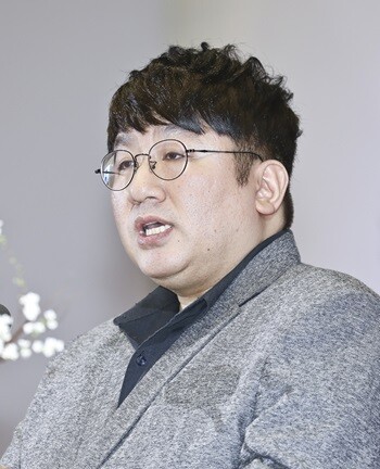 [정보/소식] '방시혁 리스크'를 BTS로 씻을 수 있을까…다사다난했던 하이브의 신년 운세 | 인스티즈