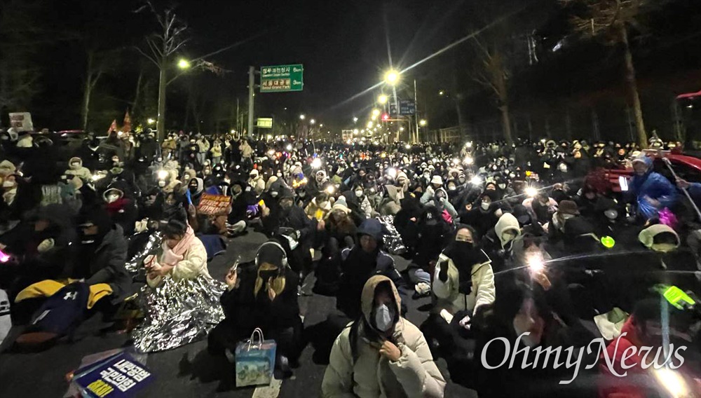 [잡담] 실시간 남태령 상황 | 인스티즈