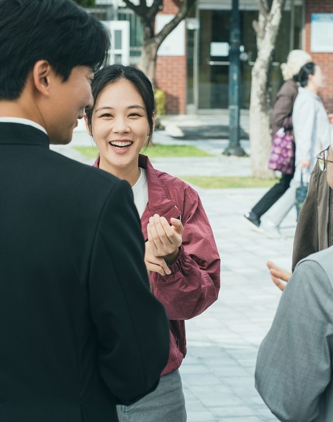 [정보/소식] 김남길 이하늬→김형서 단체로 큰절 '열혈사제2' 마지막회까지 터진다 | 인스티즈