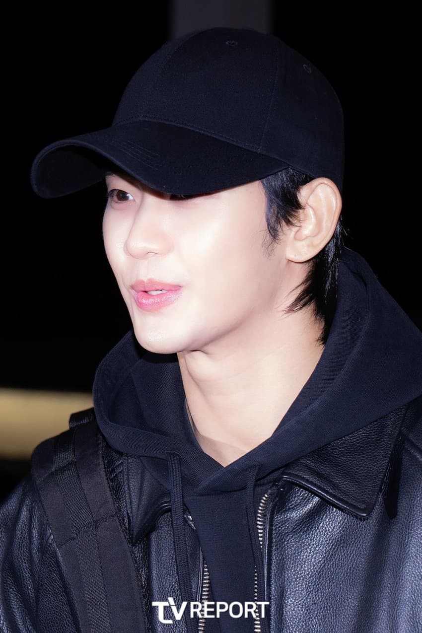 [잡담] 김수현 공항 출국 사진 | 인스티즈