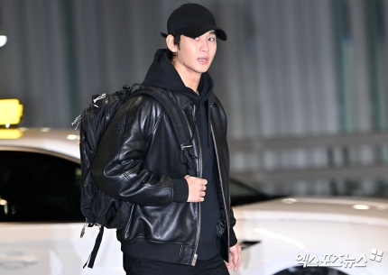 [잡담] 김수현 공항 출국 사진 | 인스티즈