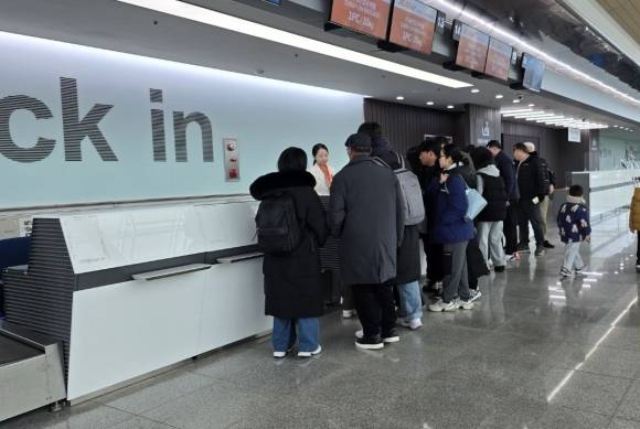 [잡담] [무안공항 속보] "우리 가족 좀 살려달라” 무안공항 아비규환 | 인스티즈