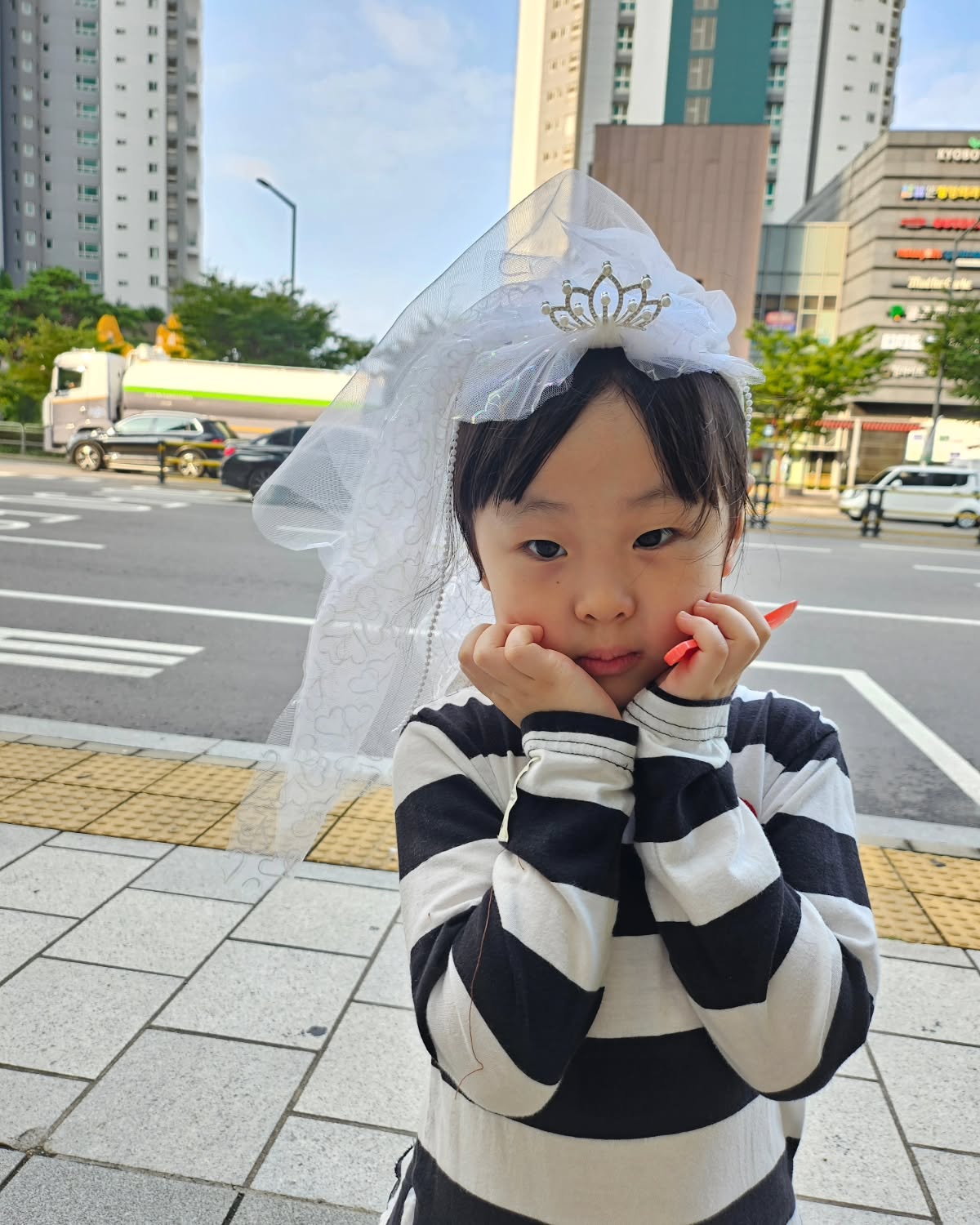 여전히 귀여운 하하❤️별 막내딸 송이 근황 | 인스티즈