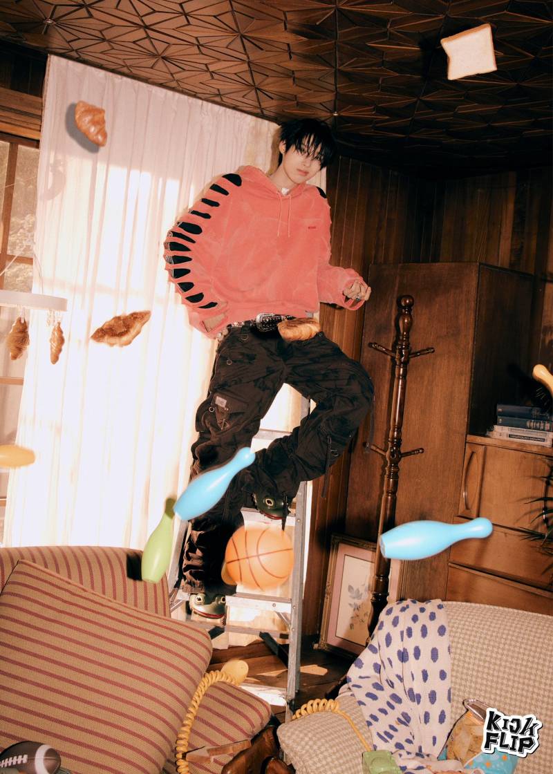 KickFlip(킥플립) The 1st Mini Album "Flip it, Kick it!" Concept Photo 'Stop it' | 인스티즈