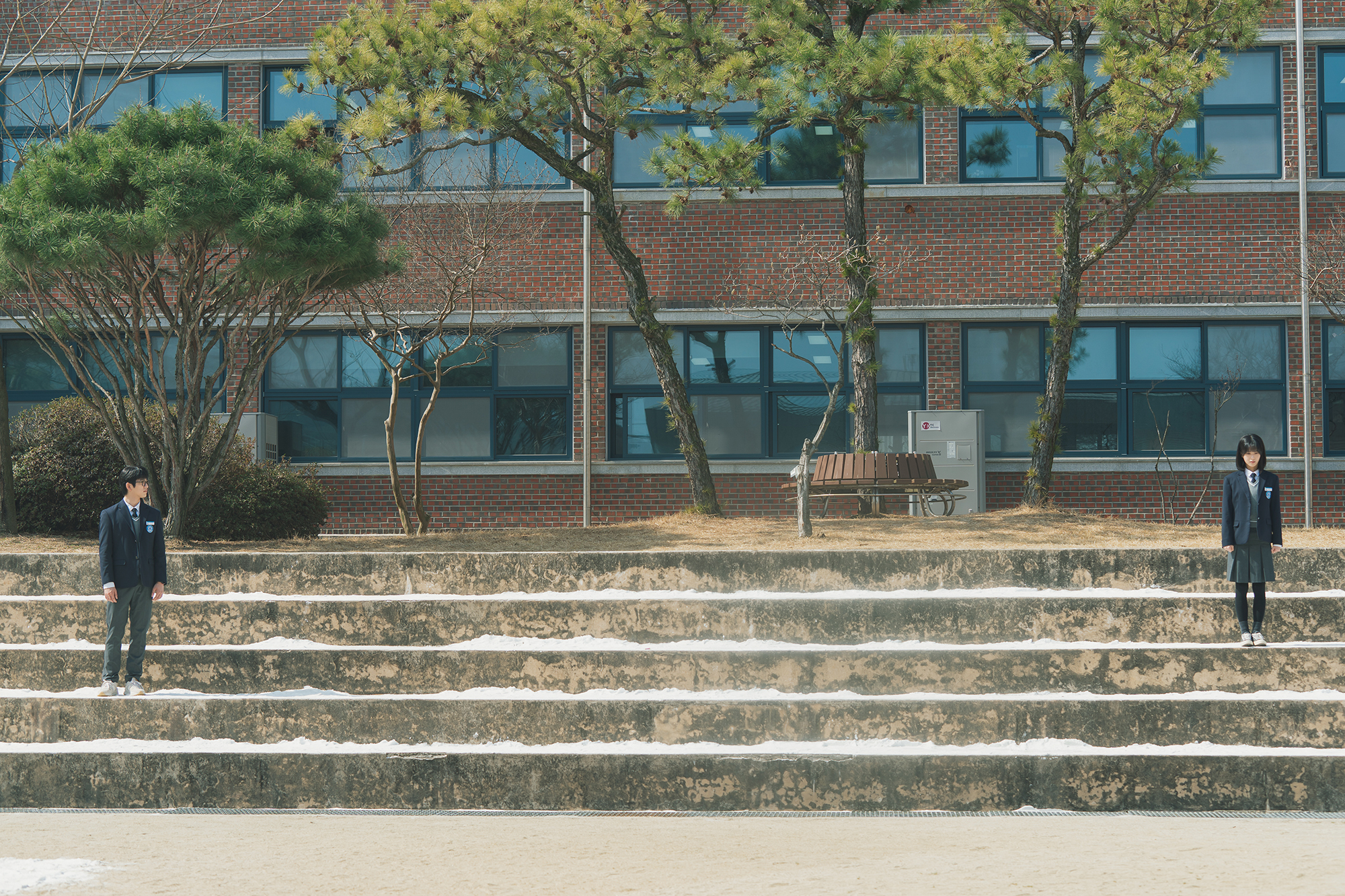 [정보/소식] [인터뷰] 응축된 사랑의 감정, &lt;마녀&gt; 김태균 감독 | 인스티즈