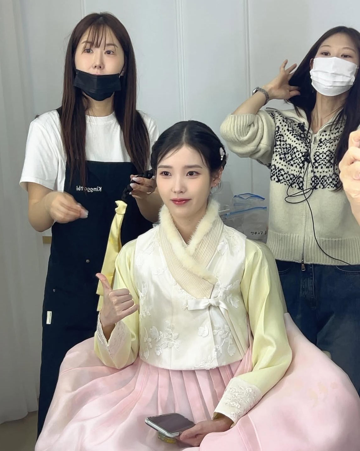 [잡담] 미틴 아이유 인스타 사진 올렸다…….. | 인스티즈