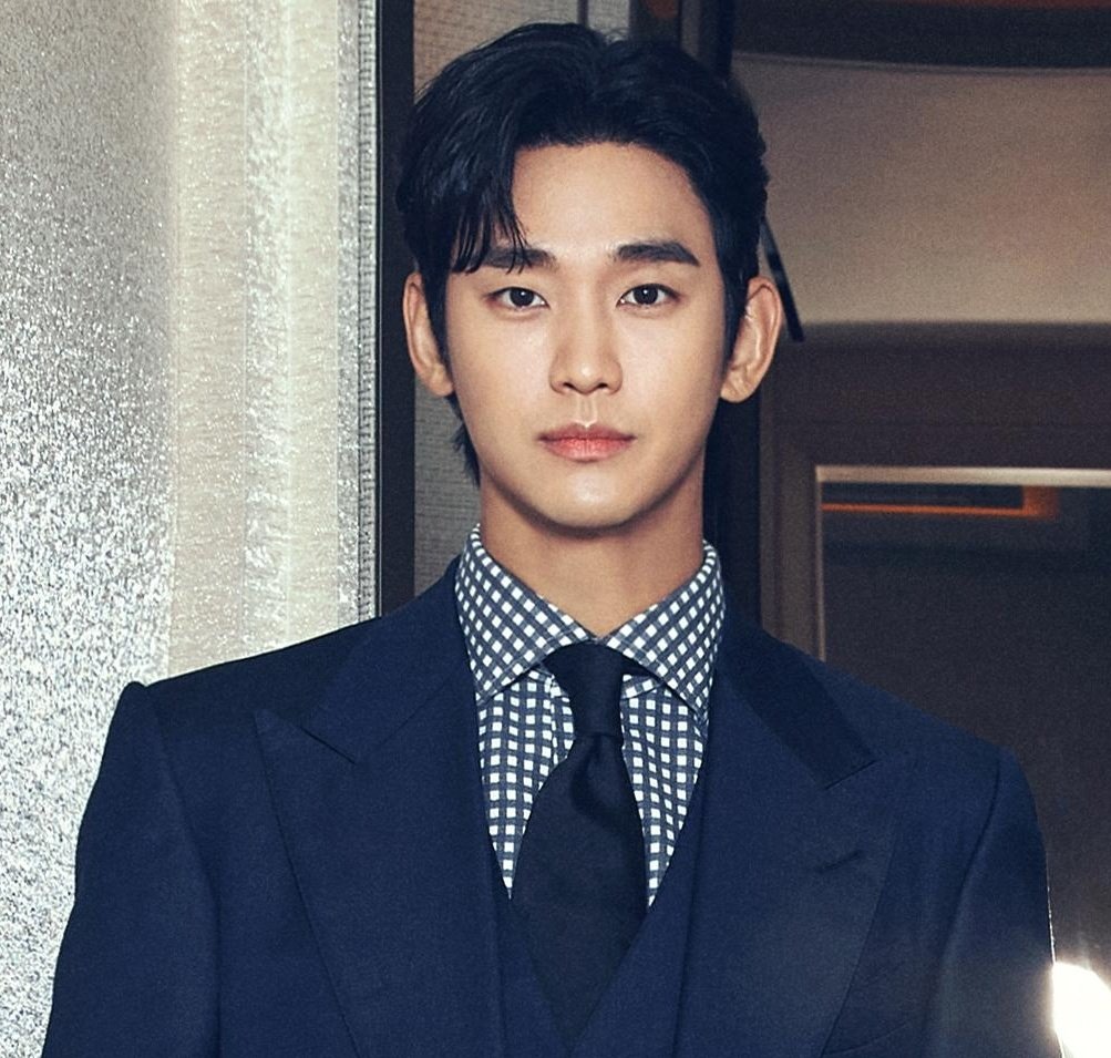 [잡담] 오늘 뜬 김수현 얼굴 | 인스티즈