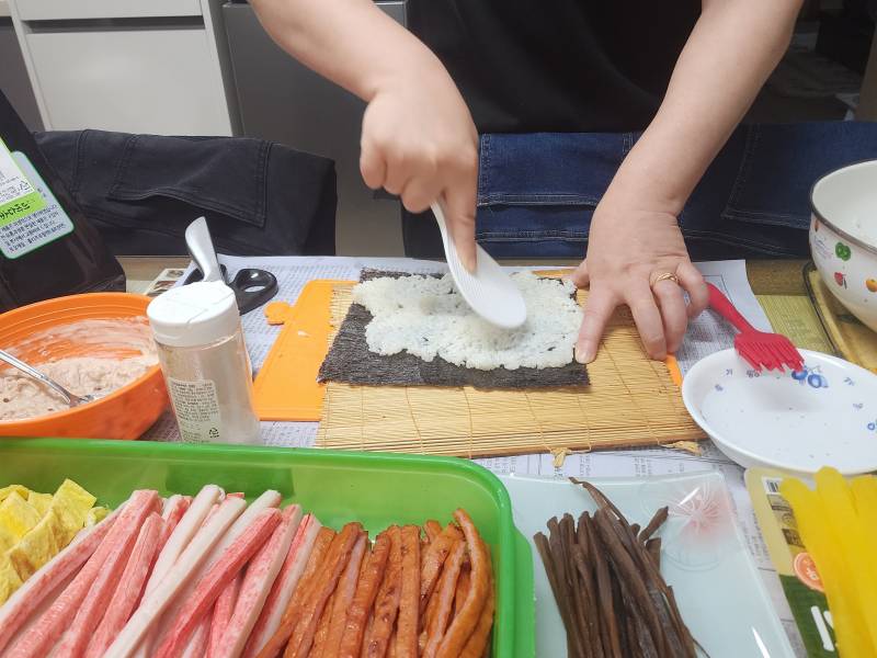 [잡담] 엄마가 김밥 맛깔나게 싸기 시작함 | 인스티즈