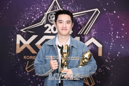 [정보/소식] [단독] 도경수(D.O.) "KGMA, 솔로 가수로 첫 시상식…굉장한 원동력 돼” [IS인터뷰] | 인스티즈